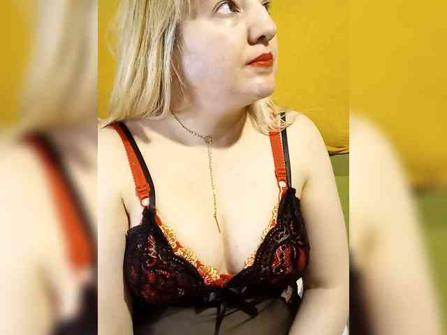 StefanyMellow3 webcam