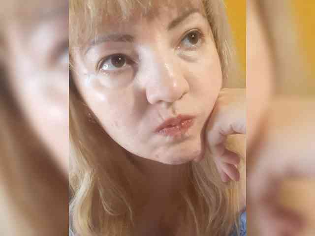 StefanyMellow3 webcam