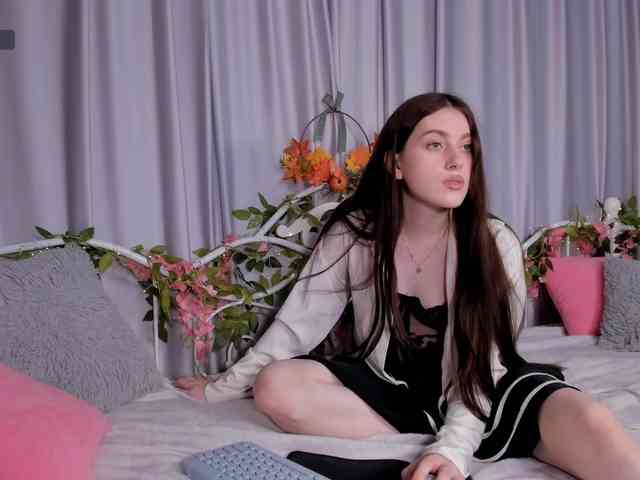 amateur nude live Alice-Smile