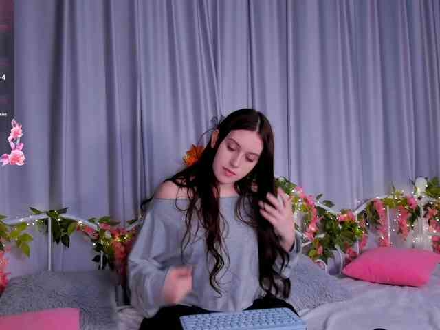 Alice-Smile Alice-Smile