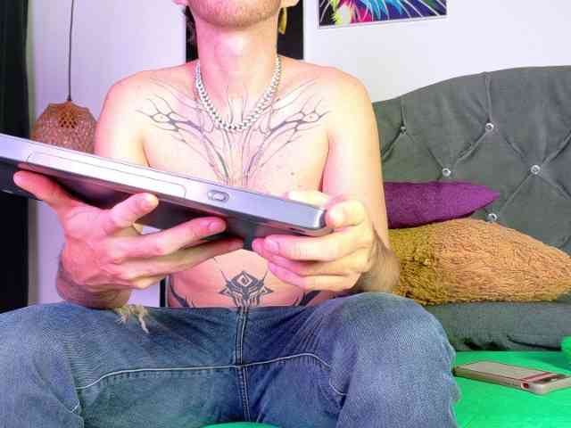 louisbcasta louisbcasta