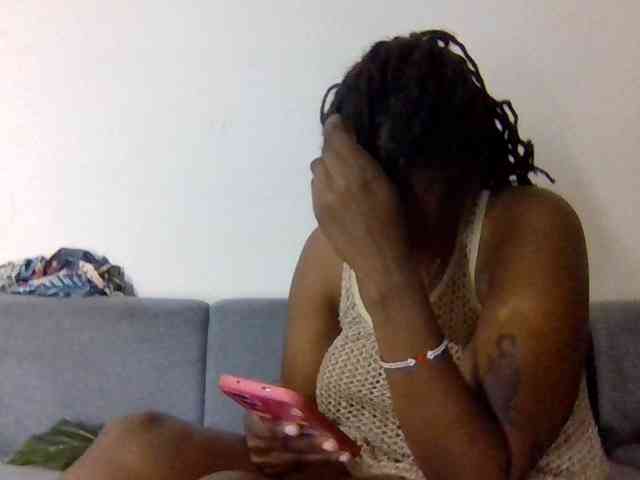 Prettysmilesss webcam