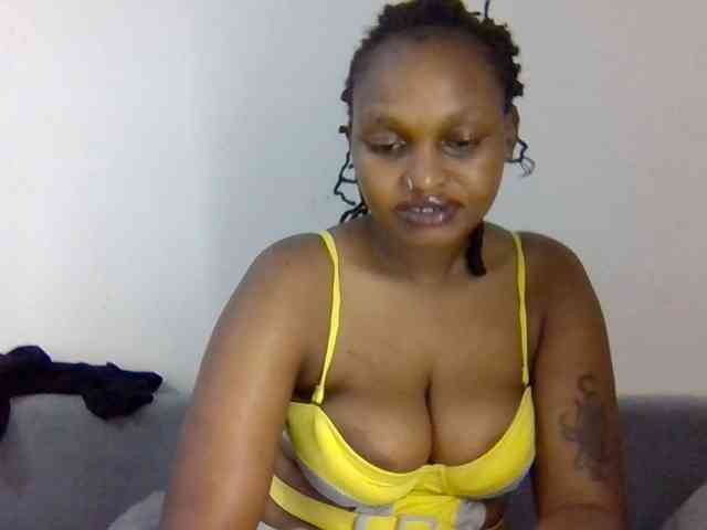 Prettysmilesss webcam