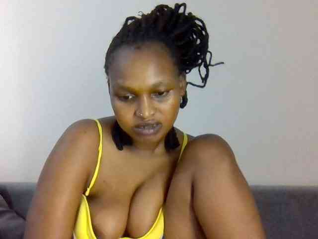 Prettysmilesss webcam