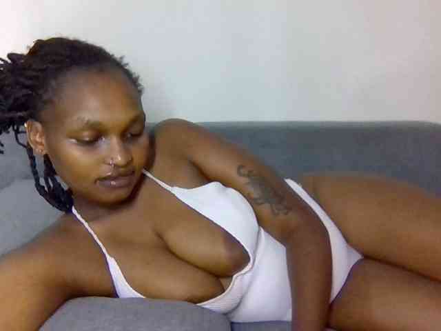 Prettysmilesss webcam