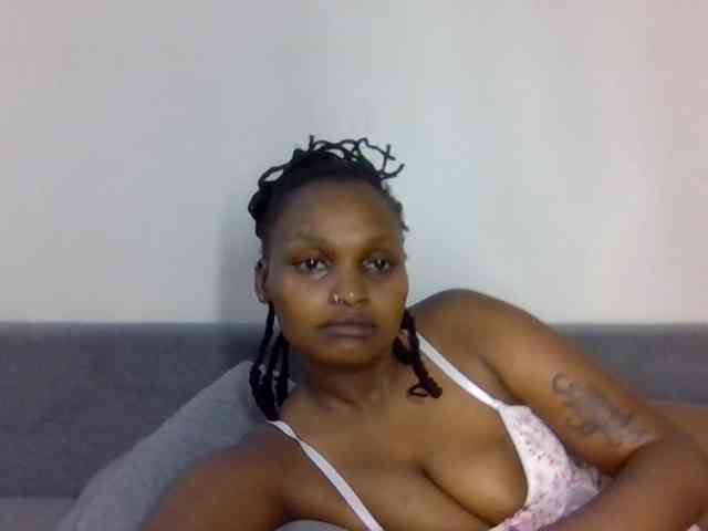 Prettysmilesss webcam