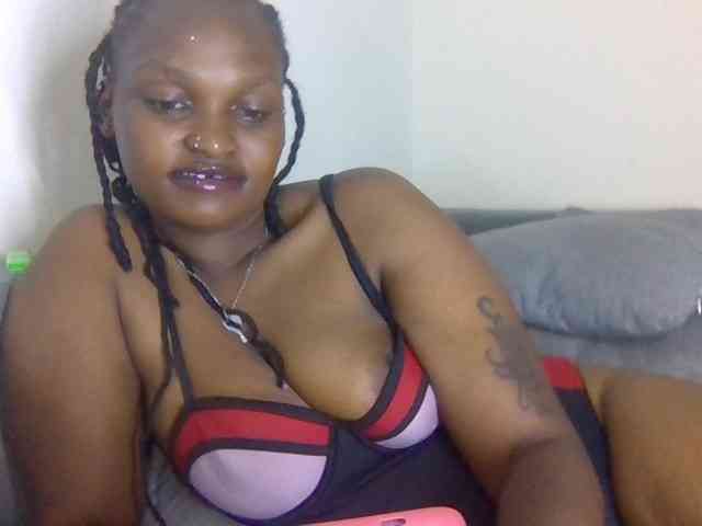 Prettysmilesss webcam