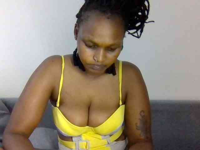 Prettysmilesss webcam