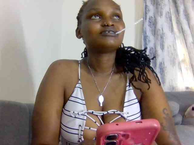 Prettysmilesss webcam