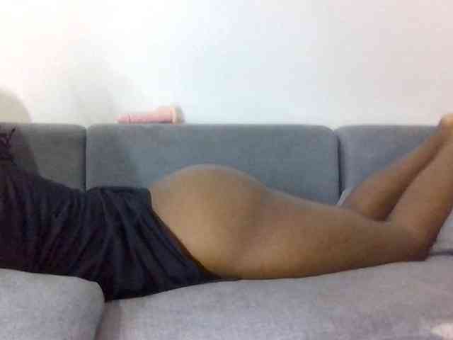 Prettysmilesss webcam