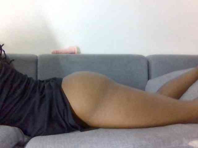 Prettysmilesss webcam