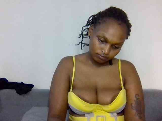 Prettysmilesss webcam