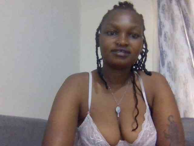 Prettysmilesss webcam