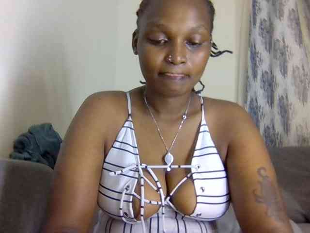 Prettysmilesss webcam