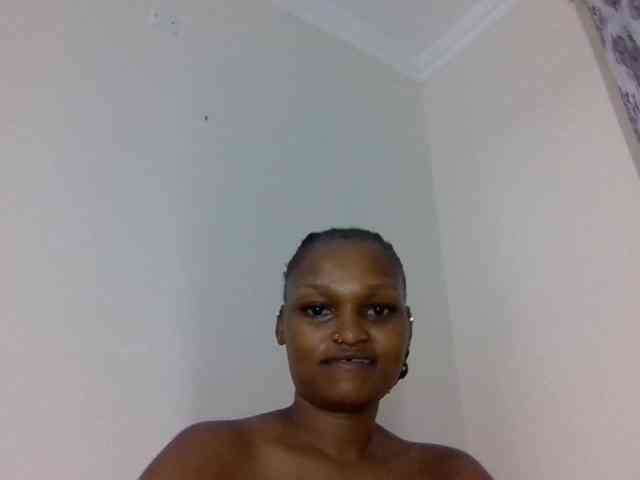 Prettysmilesss webcam