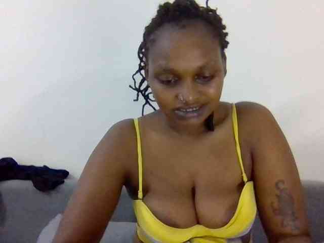 Prettysmilesss webcam