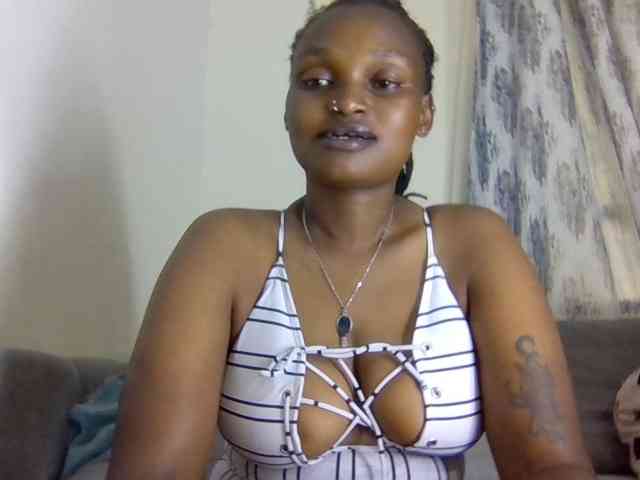 Prettysmilesss webcam