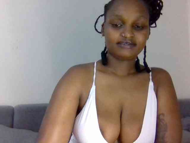 Prettysmilesss webcam