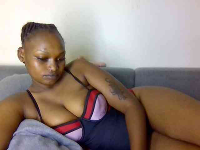 Prettysmilesss webcam