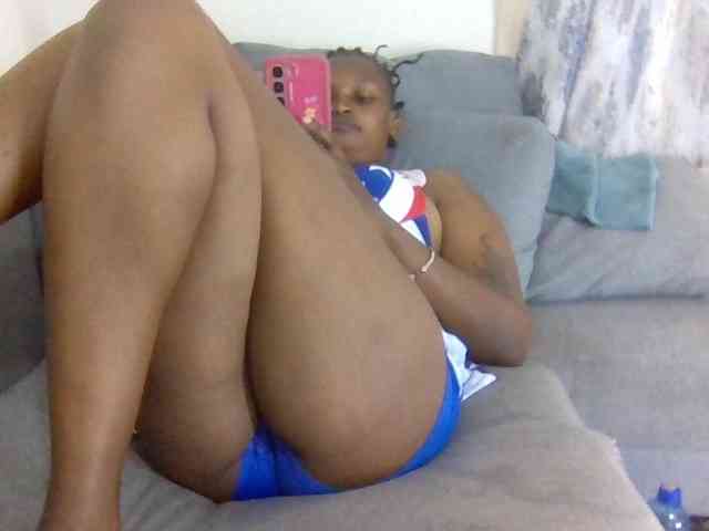 Prettysmilesss webcam