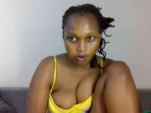 Prettysmilesss webcam