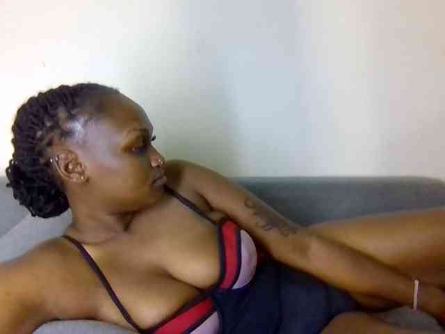 Prettysmilesss webcam