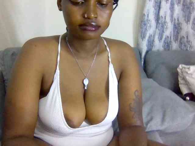 Prettysmilesss webcam