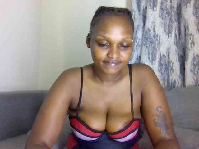 Prettysmilesss webcam