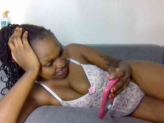 Prettysmilesss webcam