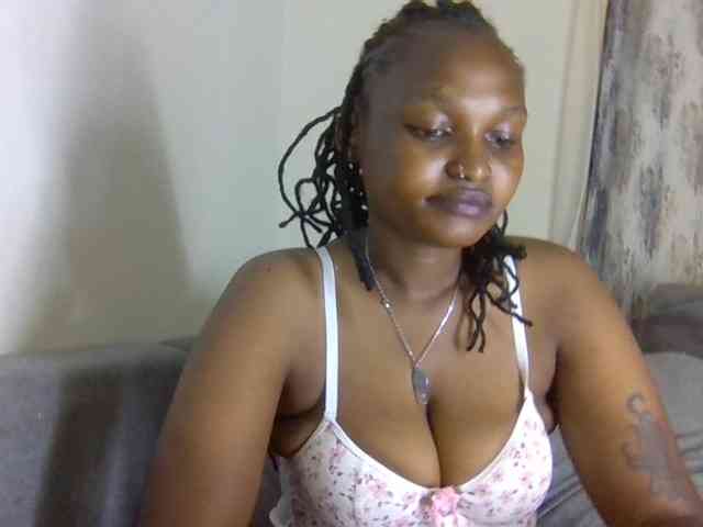 Prettysmilesss webcam