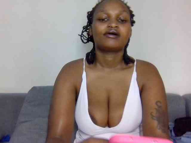 Prettysmilesss webcam