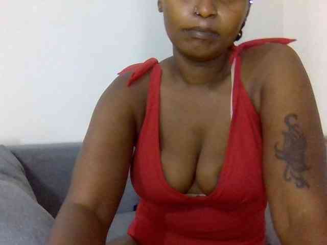 Prettysmilesss webcam