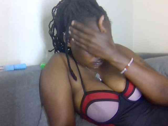 Prettysmilesss webcam