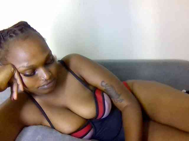 Prettysmilesss webcam