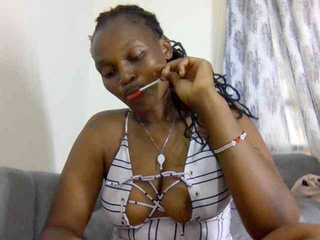 Prettysmilesss webcam