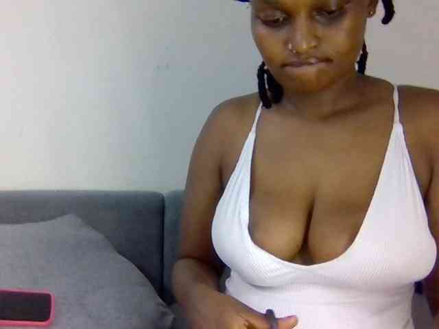 Prettysmilesss webcam