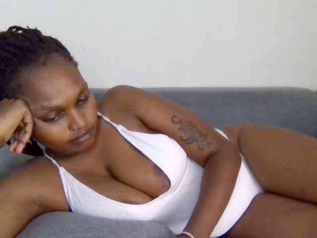 Prettysmilesss webcam