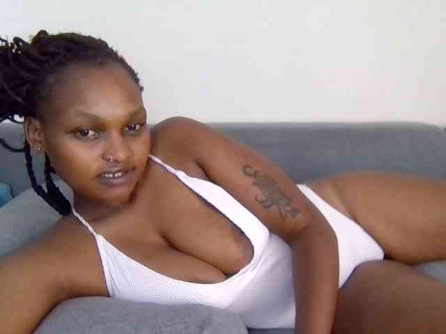 Prettysmilesss webcam