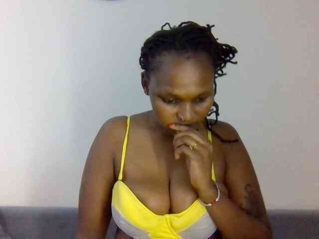 Prettysmilesss webcam