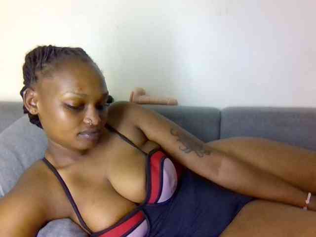 Prettysmilesss webcam