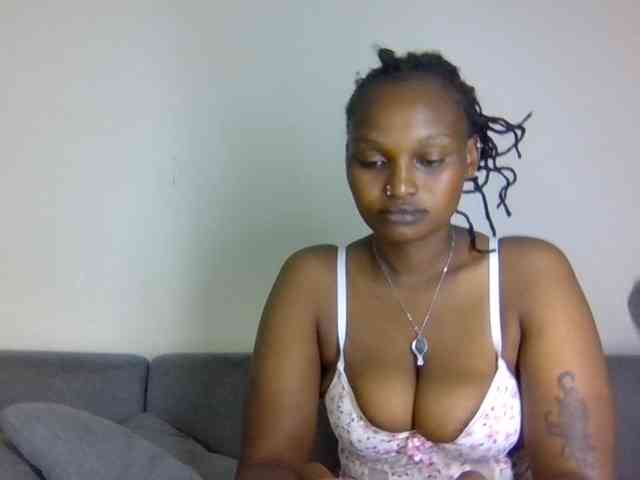 Prettysmilesss webcam