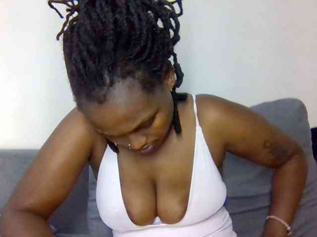 Prettysmilesss webcam