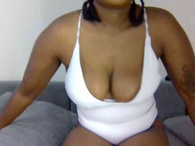 Prettysmilesss webcam