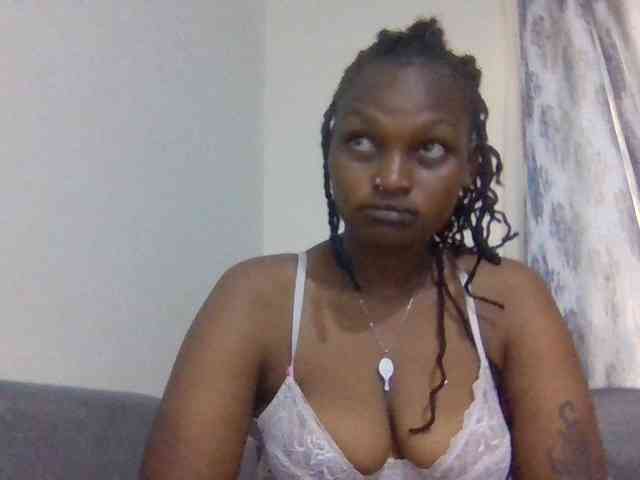 Prettysmilesss webcam