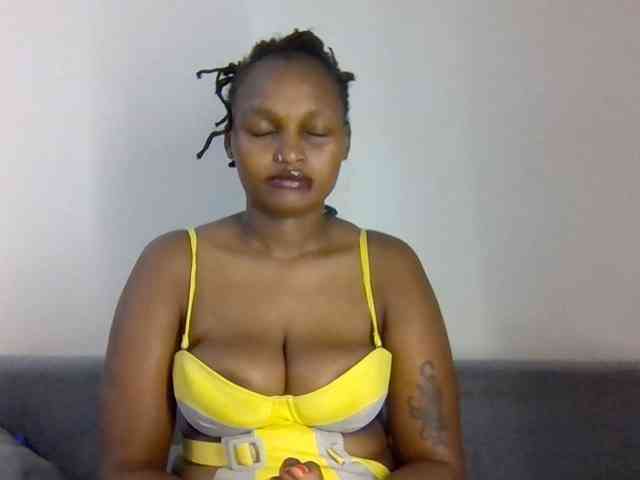 Prettysmilesss webcam