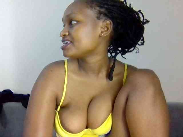 Prettysmilesss webcam