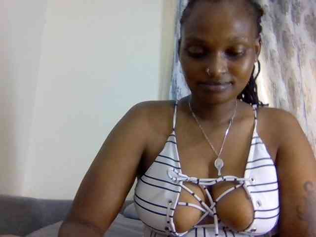 Prettysmilesss webcam