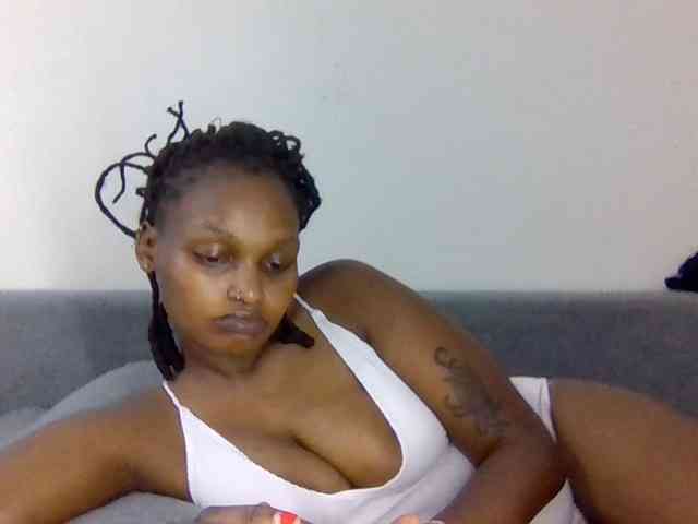 Prettysmilesss webcam