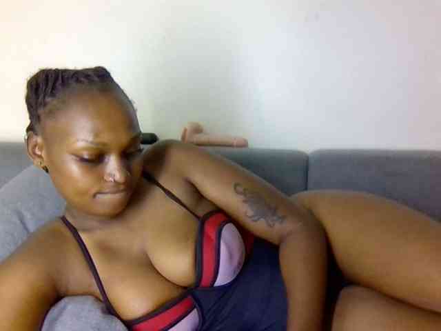 Prettysmilesss webcam