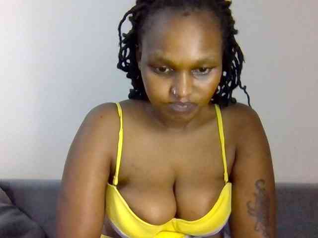 Prettysmilesss webcam